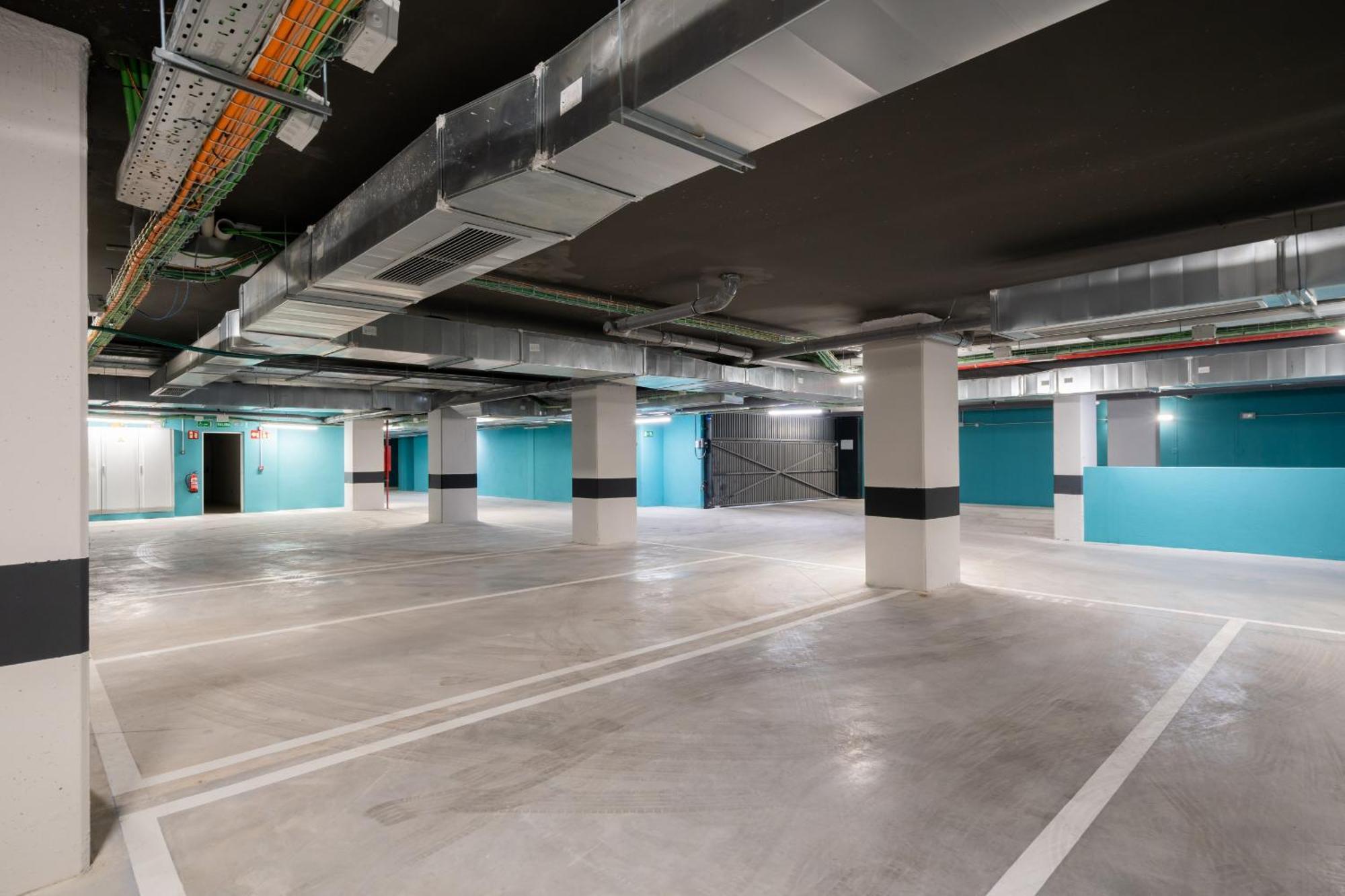 Loft Reformado Industrial Con Garaje Alquiler Temporal Lejlighed Madrid Eksteriør billede