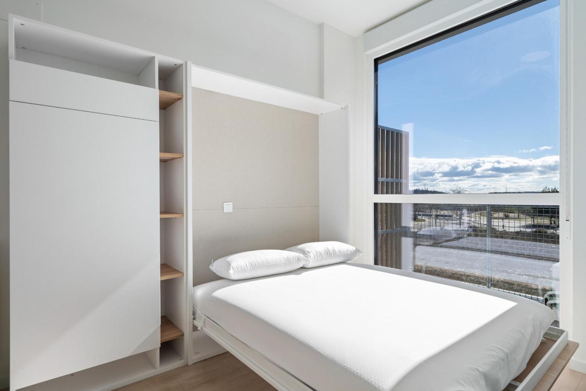 Loft Reformado Industrial Con Garaje Alquiler Temporal Lejlighed Madrid Eksteriør billede