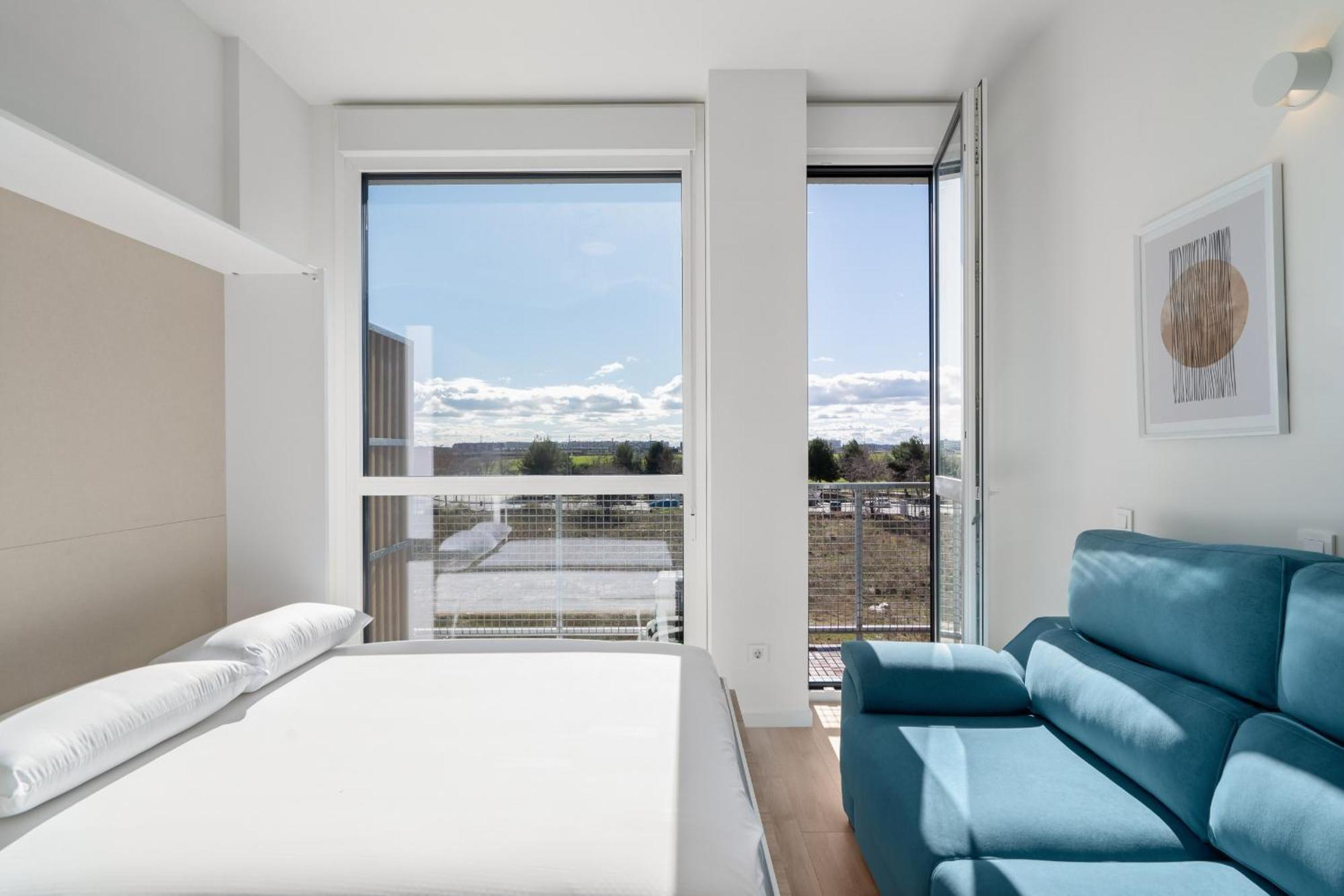 Loft Reformado Industrial Con Garaje Alquiler Temporal Lejlighed Madrid Eksteriør billede